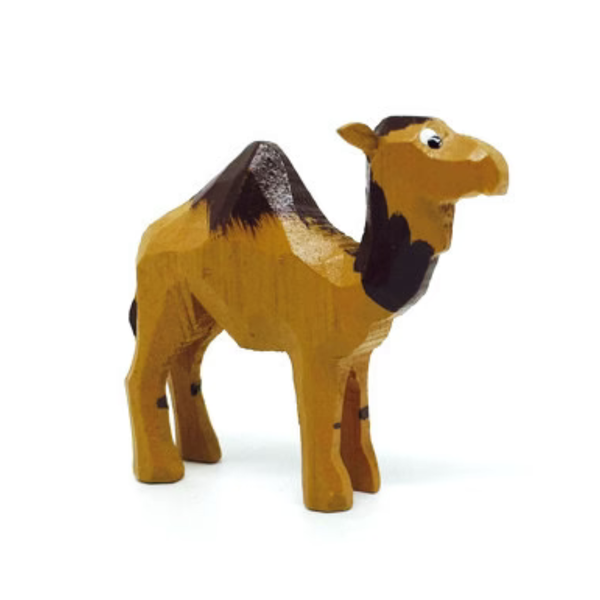 Camel, hand carved figure by Reifendrehwerk Christian Werner