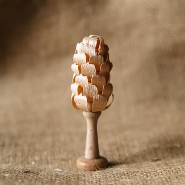 Leaf tree, nature hand carved figure by Reifendrehwerk Christian Werner