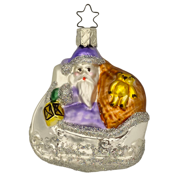 Santa's Grand Entrance by Inge Glas of Germany