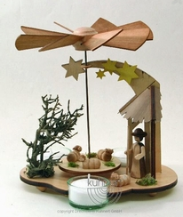 Pyramid  3 Tea Light Shepherd by Kuhnert GmbH