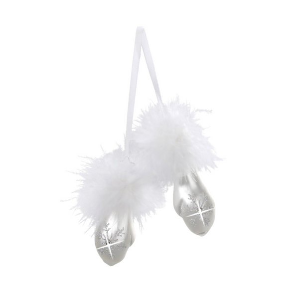 Holiday Mittens by Inge Glas of Germany