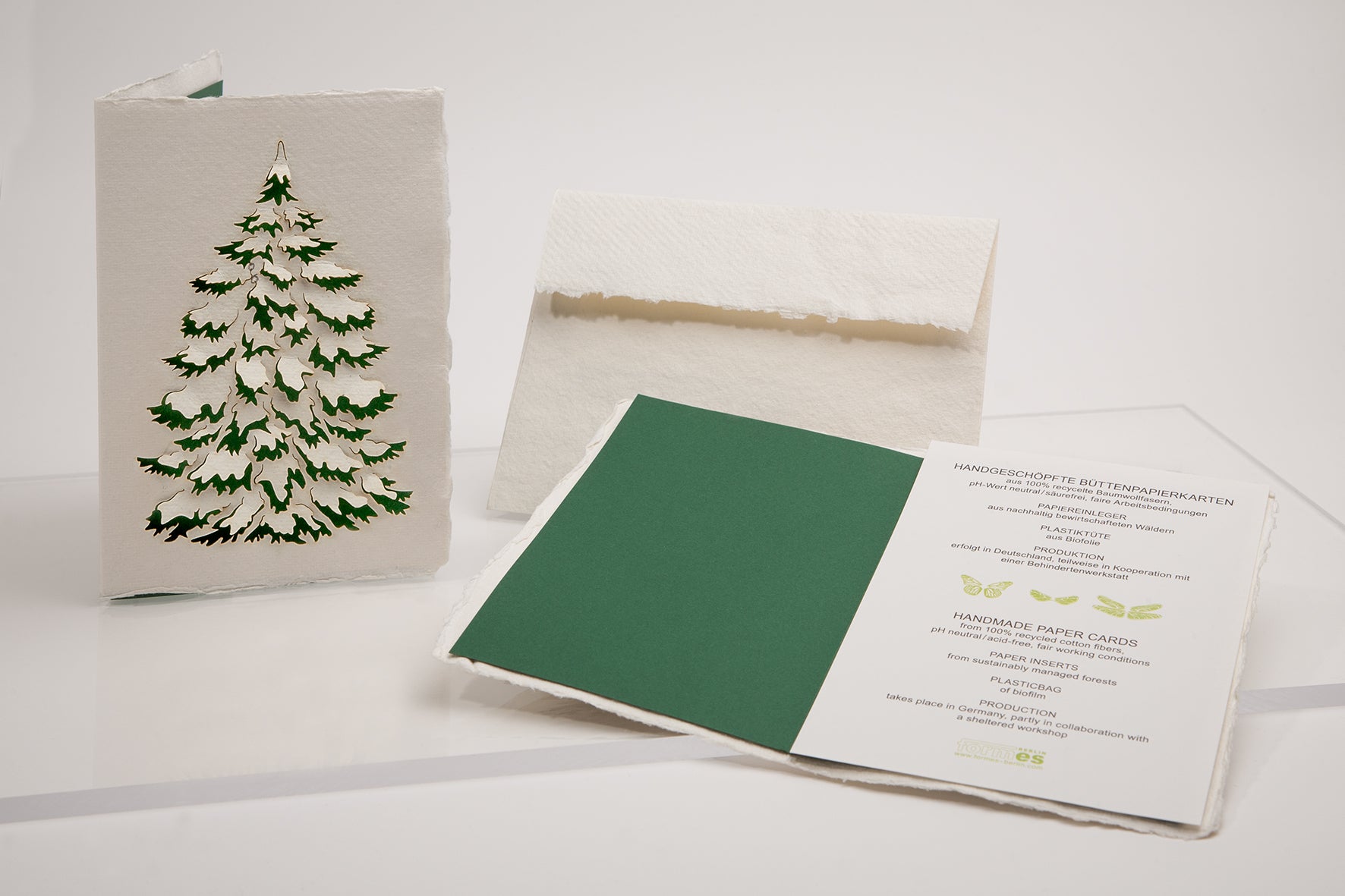 Christmas Tree Handmade Card by Formes-Berlin