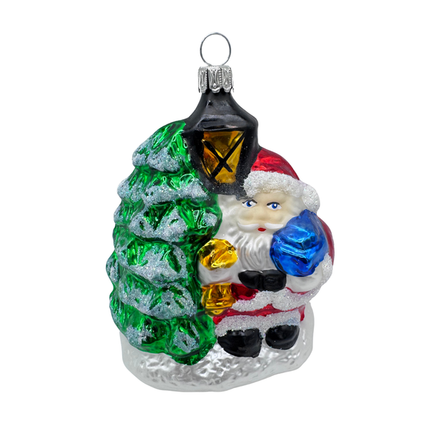 Santa by the Lamppost, dark green tree by Old German Christmas