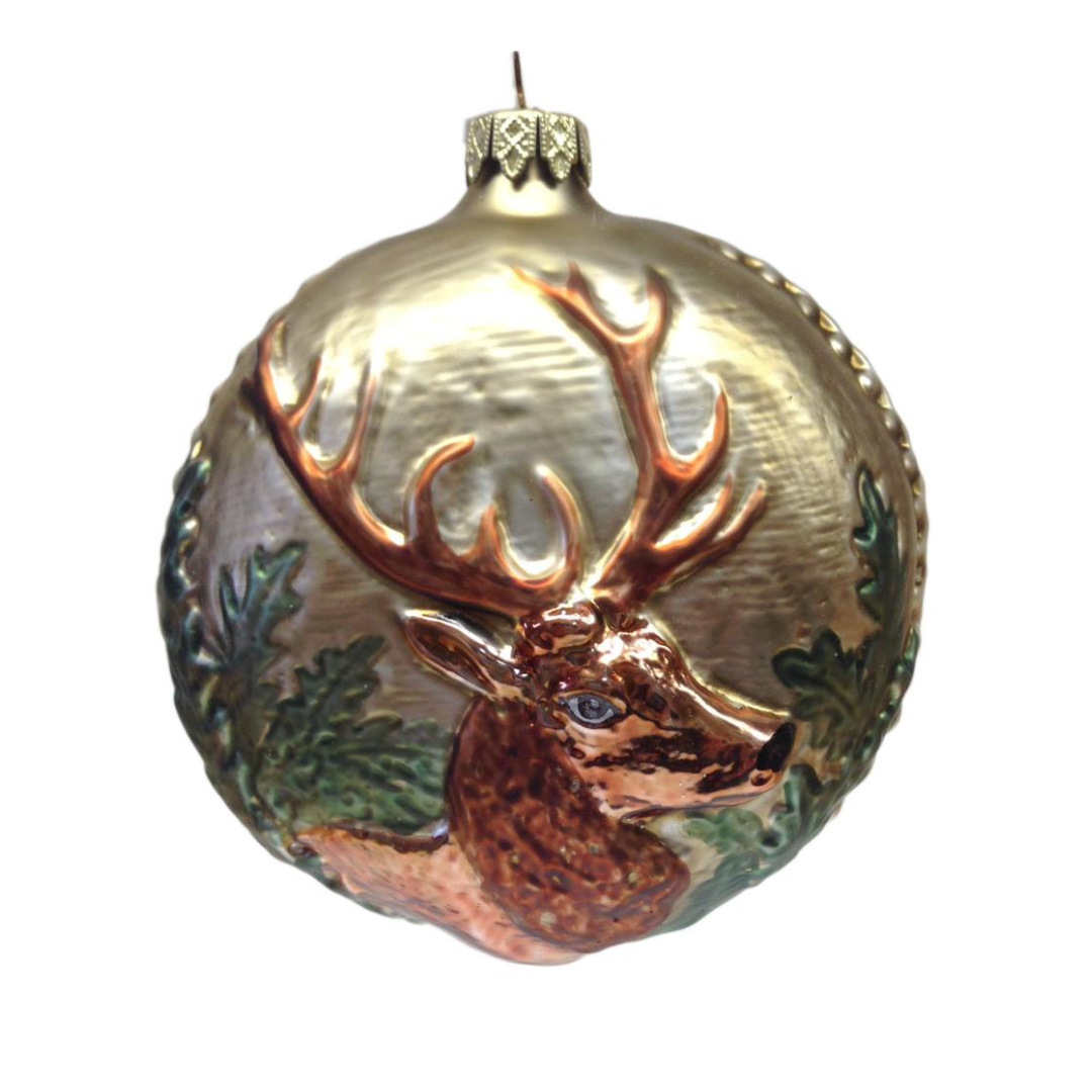 Medallion with Buck Ornament by Glas Bartholmes