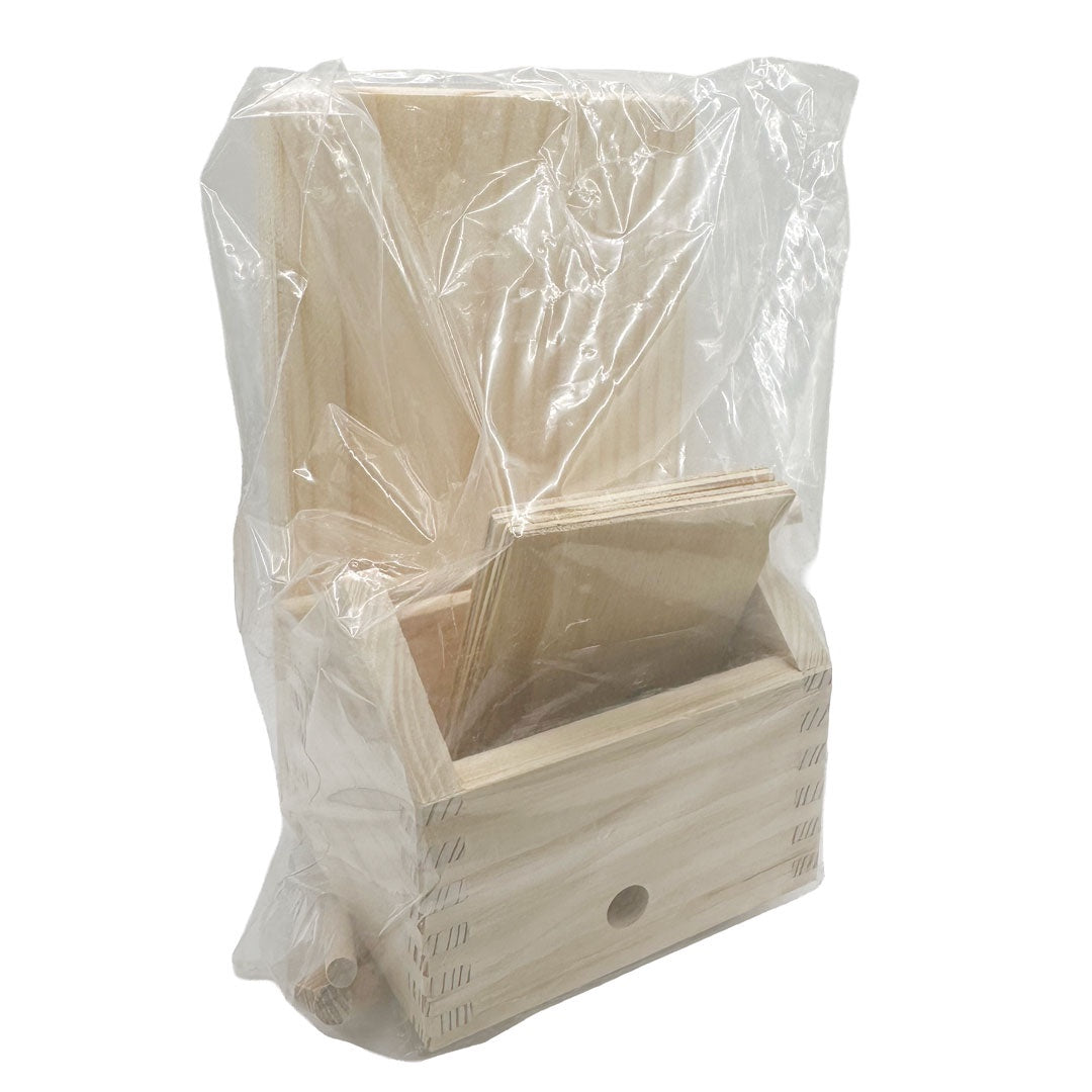 DIY Kit, Smoker House by Tilo Kempf
