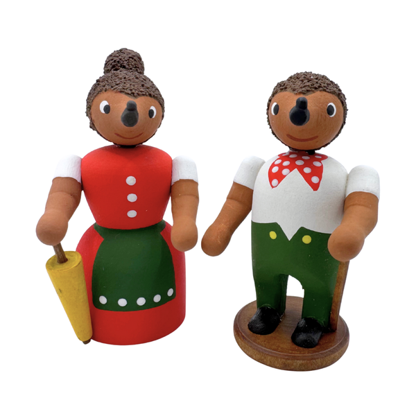 Hedgehog, pair of wood figures