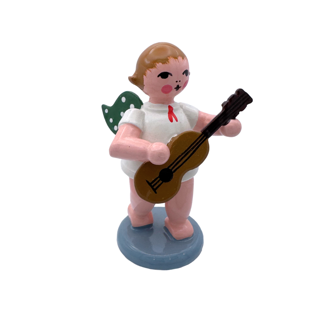 7-dot angel with guitar by Ulmik