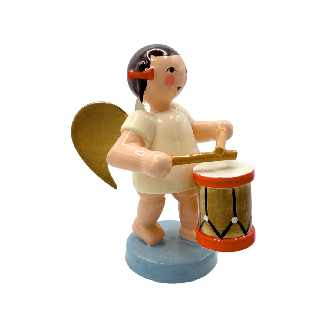 Angel with drum, brunette by Ulmik