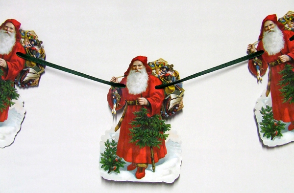 Victorian Style Scrap Santa Garland by Ernst Freihoff Papierwaren