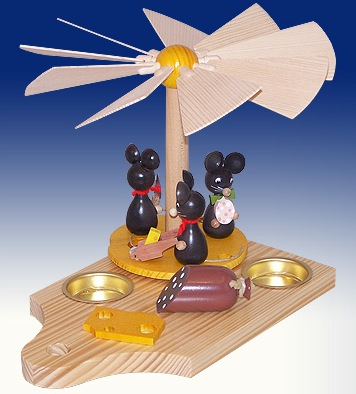 Mouse & Cheese Tealight Pyramid by Erzgebirgische Volkskunst Volker Zenker in Seiffen